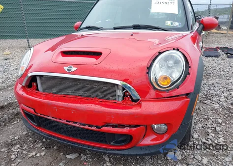 2014 Mini Convertible Cooper S из США, поврежденный, VIN WMWZP3C52ET706272